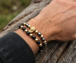Alternative view of Mei's Everest Golden Skull | armband | Edelsteen