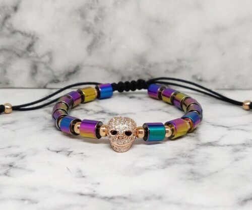hematiet skull regenboog schuifarmband 1 e1548252263916 Mei's Everest The Couple of Steel | armband | Edelsteen hematiet skull regenboog schuifarmband 1 e1548252263916