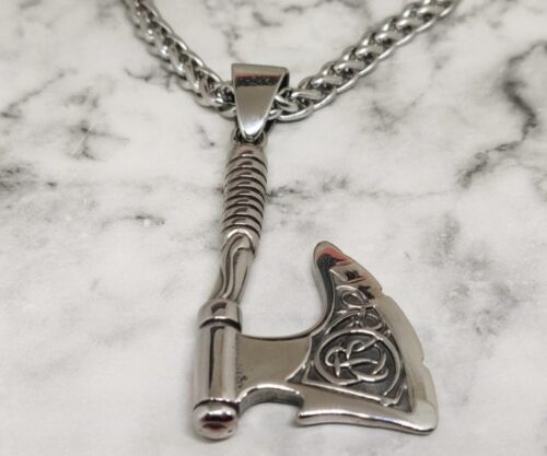 Viking with Axe 5 scaled e1596023580361 Mei's Viking Viking with Axe | ketting | Stainless Steel Viking with Axe 5 scaled e1596023580361