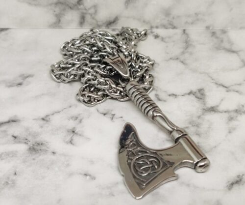 Viking with Axe 7 scaled e1596023823578 Mei's Viking Viking with Axe | ketting | Stainless Steel Viking with Axe 7 scaled e1596023823578
