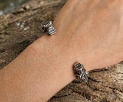 Alternative view of Mei's Viking Wolf Ring | armband | Stainless Steel