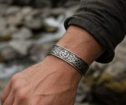Alternative view of Mei's Viking Viking with Knots | armband | Stainless Steel