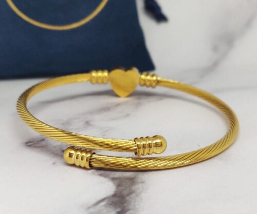 Love Is All 6 scaled e1606395055137 Mei's Muse Love Is All | armband | Stainless Steel Love Is All 6 scaled e1606395055137