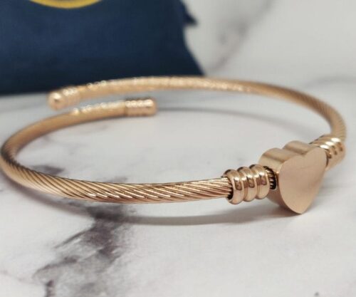 Love Is All 9 scaled e1606395162591 Mei's Muse Love Is All | armband | Stainless Steel Love Is All 9 scaled e1606395162591
