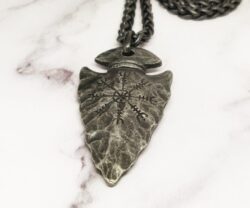 Mei's Viking Viking with Arrow | ketting | Stainless Steel