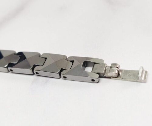 Geo Chain 13 scaled e1614083464448 Mei's Muse Geo Chain | armband | Tungsten Geo Chain 13 scaled e1614083464448