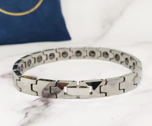 Geo Chain 16 scaled e1614083236644 Mei's Muse Geo Chain | armband | Tungsten Geo Chain 16 scaled e1614083236644