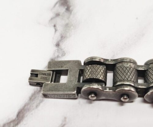 Motor Chain 8 scaled e1614000243994 Mei's Muse Motor Chain | armband | Stainless Steel Motor Chain 8 scaled e1614000243994