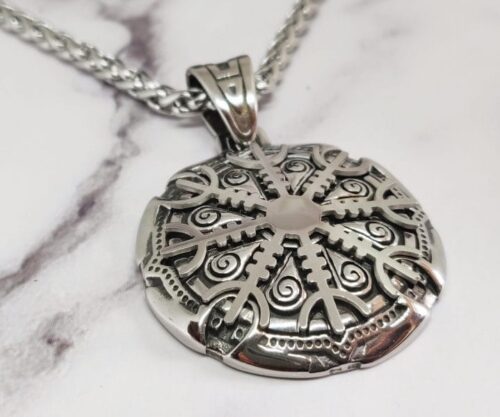 Amulet of Change 8 scaled e1618317190673 Mei's Viking Amulet of Change | ketting | Stainless Steel Amulet of Change 8 scaled e1618317190673