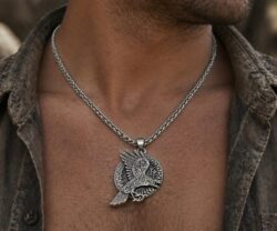 Alternative view of Mei's Viking Raven Amulet | ketting | Stainless Steel