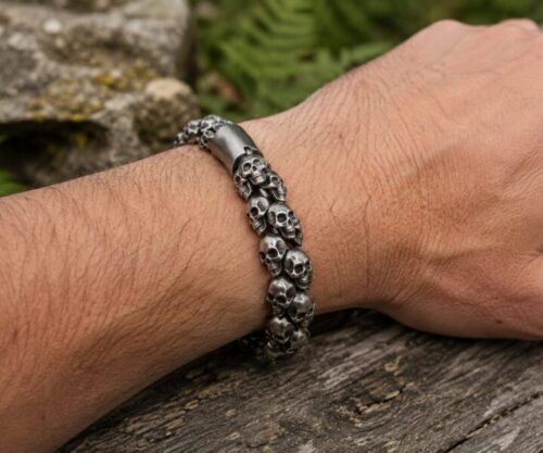 Alternative view of Mei's Muse The Skulls | armband | Stainless Steel