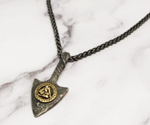 Valknut Arrow 8 scaled e1618402852196 Mei's Viking Valknut Arrow | ketting | Stainless Steel Valknut Arrow 8 scaled e1618402852196
