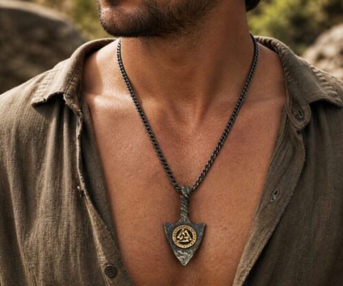Alternative view of Mei's Viking Valknut Arrow | ketting | Stainless Steel
