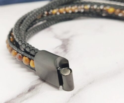 Leather Cat 4 scaled e1622199540248 Mei's Hide Leather Cat | armband | Leer Leather Cat 4 scaled e1622199540248