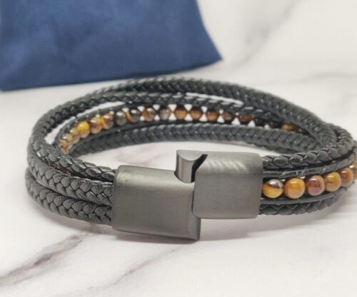 Leather Cat 5 scaled e1622199553523 Mei's Hide Leather Cat | armband | Leer Leather Cat 5 scaled e1622199553523