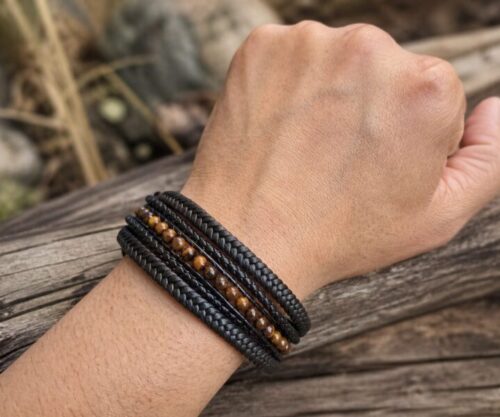 Alternative view of Mei's Hide Leather Cat | armband | Leer