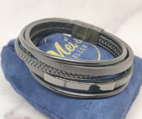 Leather Ropes 2 scaled e1622202915736 Mei's Hide Leather Ropes | armband | Leer Leather Ropes 2 scaled e1622202915736