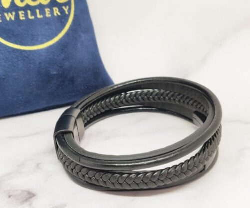 Leather Ropes 9 scaled e1622202888584 Mei's Hide Leather Ropes | armband | Leer Leather Ropes 9 scaled e1622202888584