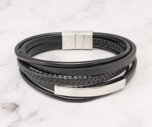 Mei’s Hide Leather Ropes armband van leer in zilver en zwart