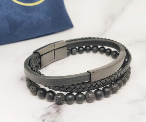 Onyx Leather 3 scaled e1622201690527 Mei's Hide Onyx Leather | armband | Leer Onyx Leather 3 scaled e1622201690527
