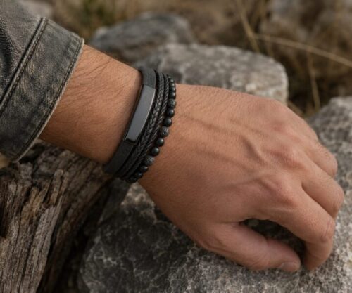 Alternative view of Mei's Hide Onyx Leather | armband | Leer