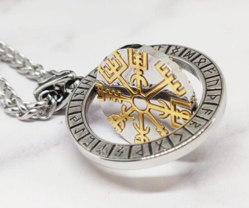 Spinning Amulet 5 scaled e1622027377754 Mei's Viking Spinning Amulet | ketting | Stainless Steel Spinning Amulet 5 scaled e1622027377754