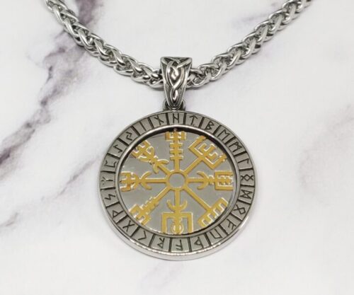 Mei’s Viking Spinning Amulet ketting van roestvrij staal in goud en zilver
