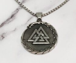 Mei's Viking Dragon Valknut | ketting | Stainless Steel