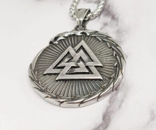 Dragon Valknut 4 scaled e1630497273889 Mei's Viking Dragon Valknut | ketting | Stainless Steel Dragon Valknut 4 scaled e1630497273889