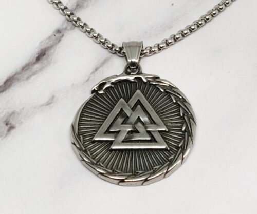 Mei’s Viking Dragon Valknut ketting van roestvrij staal in zilver