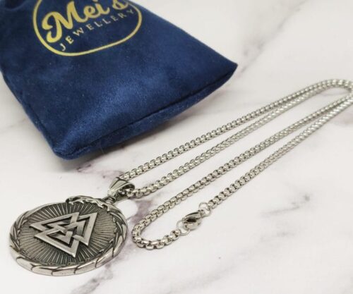 Dragon Valknut 8 scaled e1630497332420 Mei's Viking Dragon Valknut | ketting | Stainless Steel Dragon Valknut 8 scaled e1630497332420