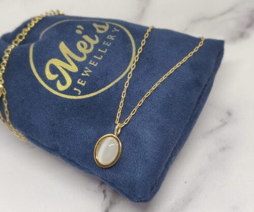 Its Black or White 2 scaled e1632826461366 Mei's Everest It's Black or White | ketting | Edelsteen Its Black or White 2 scaled e1632826461366