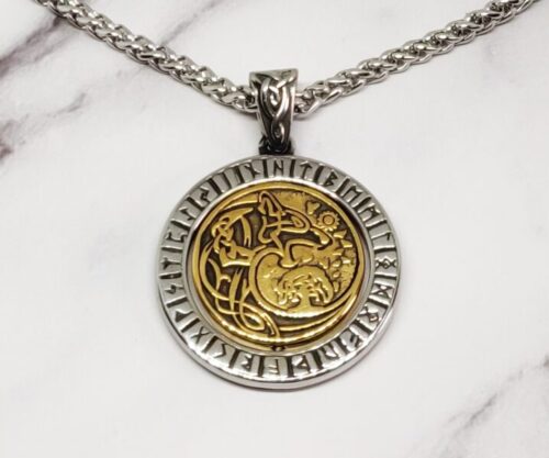 Mei’s Viking Spinning Wolf Moon ketting van roestvrij staal in goud en zilver