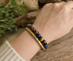 Alternative view of Mei's Tibetan Tibetan Tiger | armband | Edelsteen