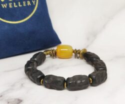 Ebony Copper 7 scaled e1635946460439 Mei's Tibetan Ebony Copper | armband | Hout Ebony Copper 7 scaled e1635946460439