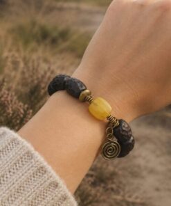 Alternative view of Mei's Tibetan Ebony Copper | armband | Hout