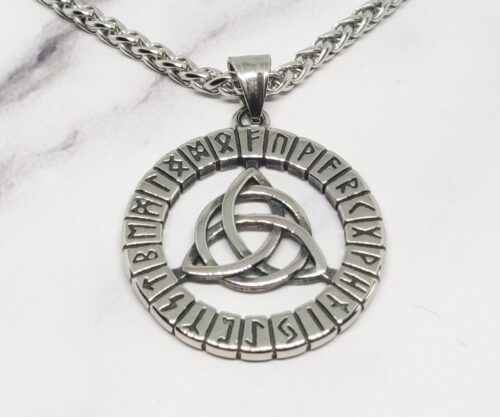 Mei’s Viking Runic Trinity ketting van roestvrij staal in zilver