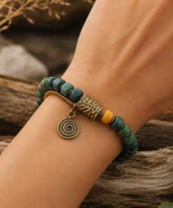 Alternative view of Mei's Tibetan Copper Bodhi | armband | Hout