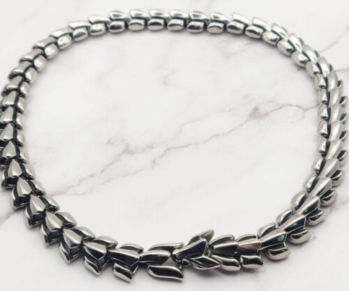Mei’s Viking Dragon Skeleton ketting van roestvrij staal in goud en zilver
