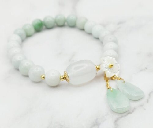 Flower Jade 4 scaled e1644844779678 Mei's Everest Flower Jade | armband | Edelsteen Flower Jade 4 scaled e1644844779678