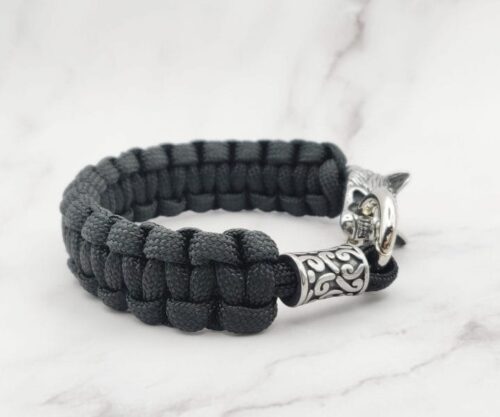 Surviving Wolf 4 scaled e1644412950348 Mei's Viking Surviving Wolf | armband | Paracord Surviving Wolf 4 scaled e1644412950348