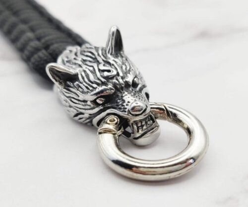 Surviving Wolf 7 scaled e1644413220140 Mei's Viking Surviving Wolf | armband | Paracord Surviving Wolf 7 scaled e1644413220140