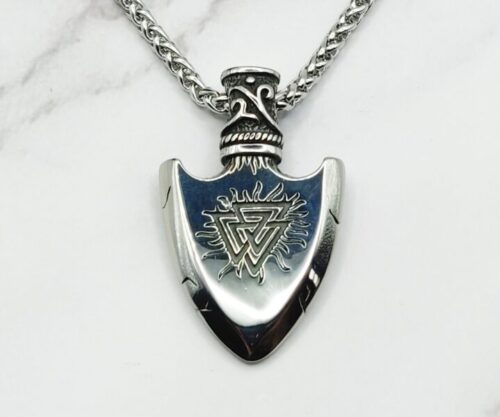 Mei’s Viking Spear of Odin ketting van roestvrij staal in zilver