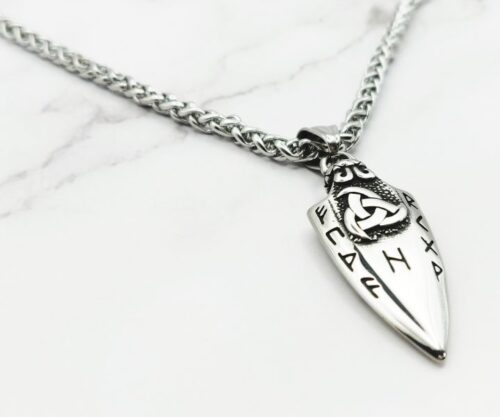 Mei’s Viking Runic Spear ketting van roestvrij staal in zilver