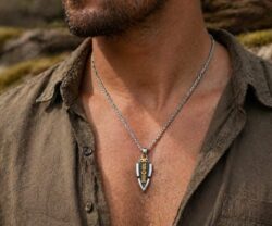 Alternative view of Mei's Viking Spear of Awe | ketting | Stainless Steel