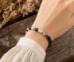 Alternative view of Mei's Tibetan Woody Stones | armband | Edelsteen
