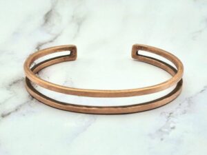 Mei’s Tibetan Copper Horizon armband van koper in koper