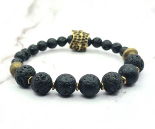 Mei’s Tibetan Elemental Lava armband van edelsteen in goud en zwart