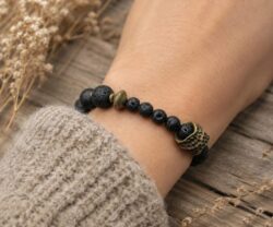 Alternative view of Mei's Tibetan Elemental Lava | armband | Edelsteen