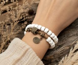 Alternative view of Mei's Tibetan Copper Treasure | armband | Yakbot